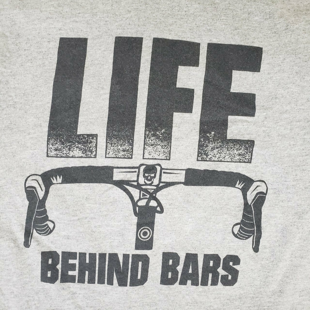 Life behind bars graphic t-shirt, 6teeners authent
